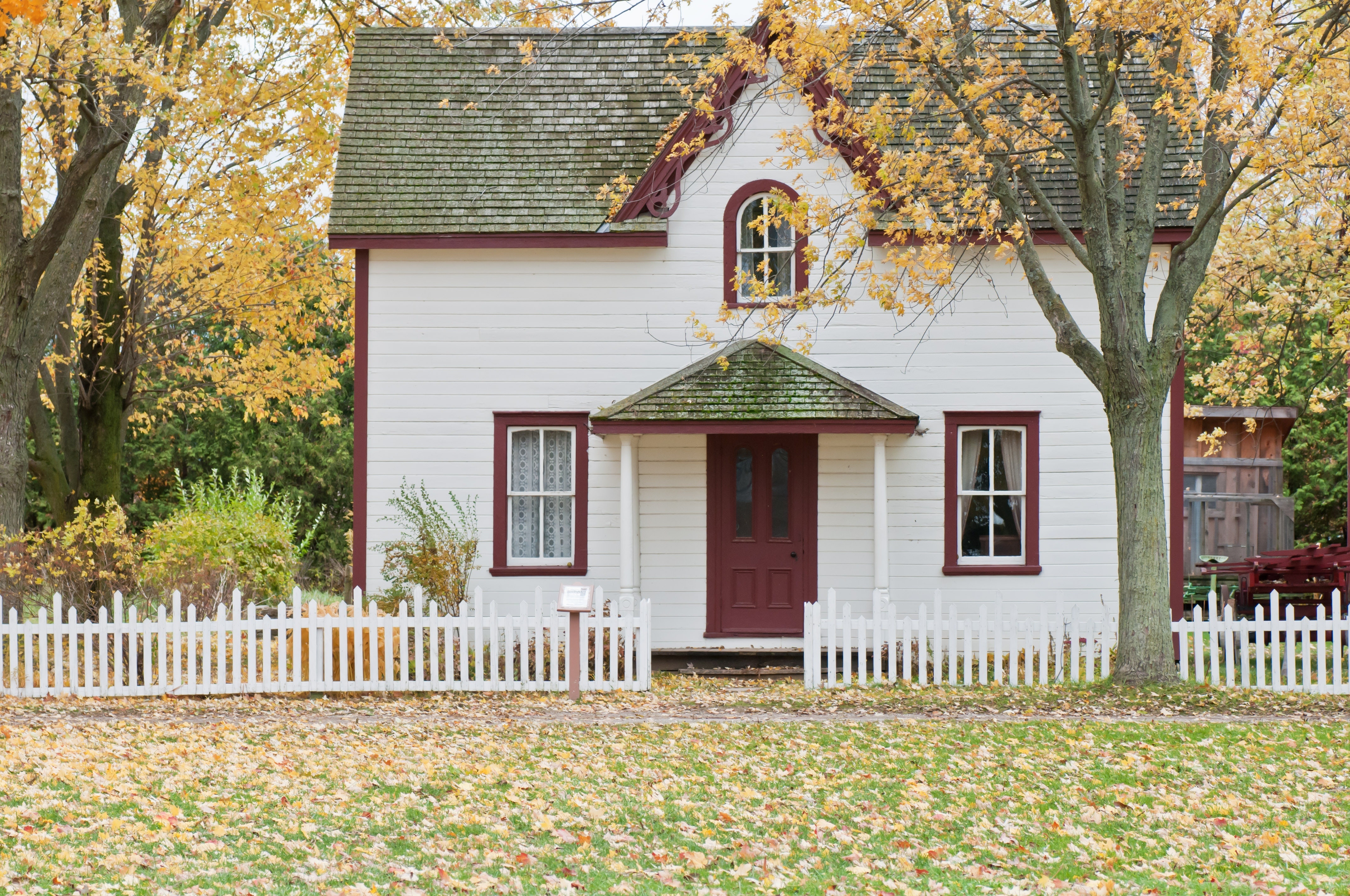 Should You Sell or Rent Your Home When You Move?